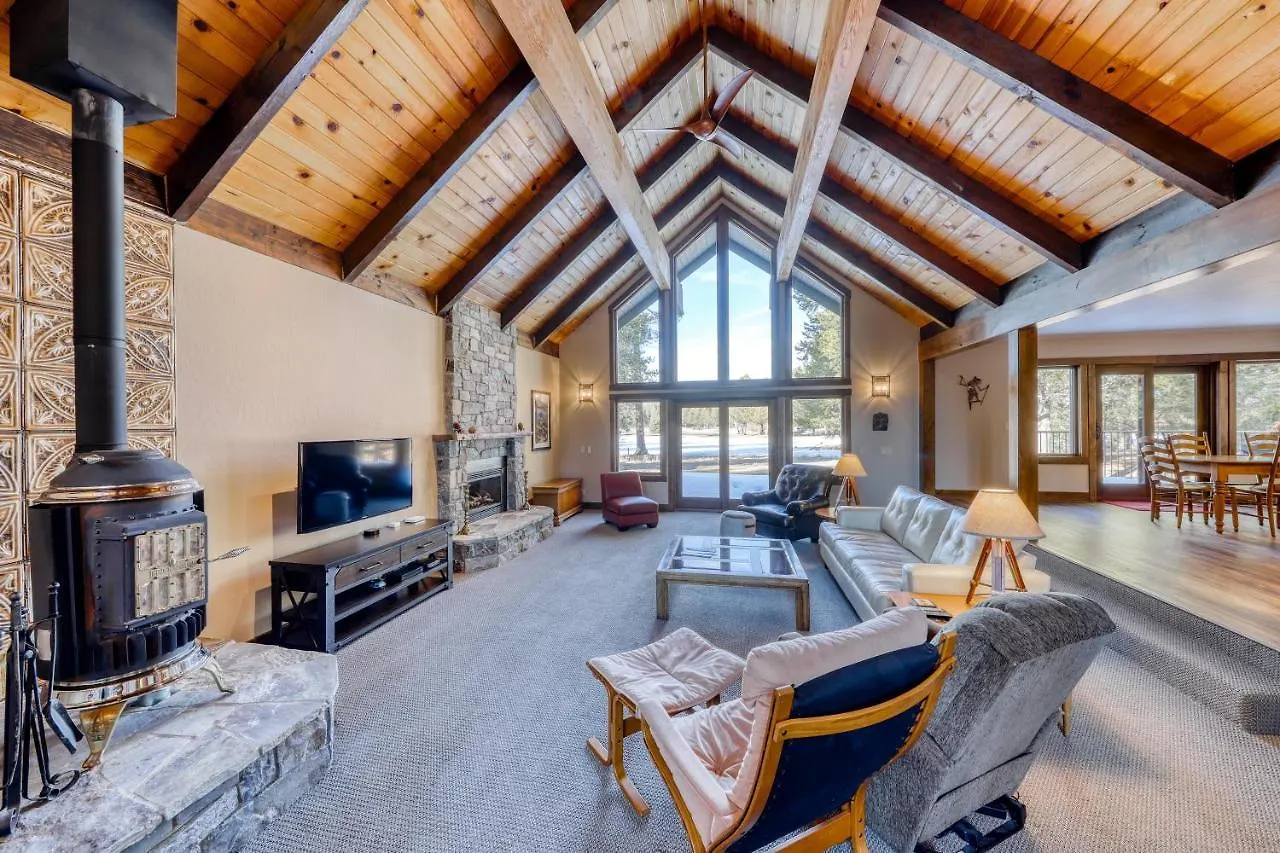 Dom wakacyjny Willa Country Club Retreat South Lake Tahoe Stany Zjednoczone Ameryki